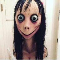 MOMO