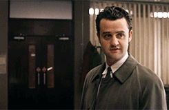 tumblr_o91a5jhSw51smsuvoo4_250.gif