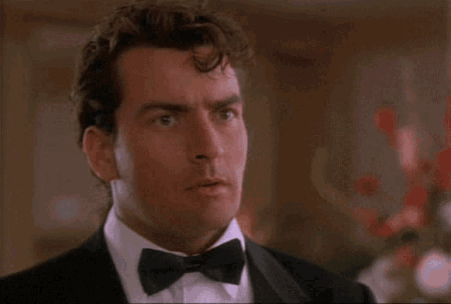 so-hot-charlie-sheen.gif
